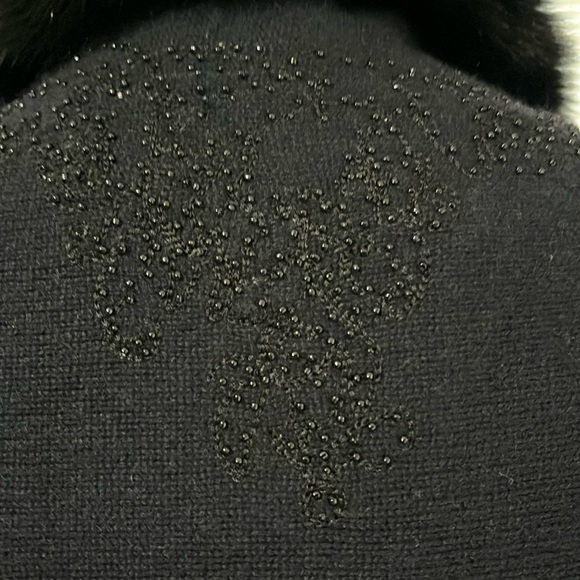 St. John Black Knit Cashmere Jacket/Cape lined with Fox Fur - Picture 5 of 7